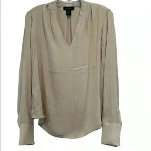 RACHEL ROY LONG SLEEVE BLOUSE V NECK LINE BUTTON ON CUFF SIZE M